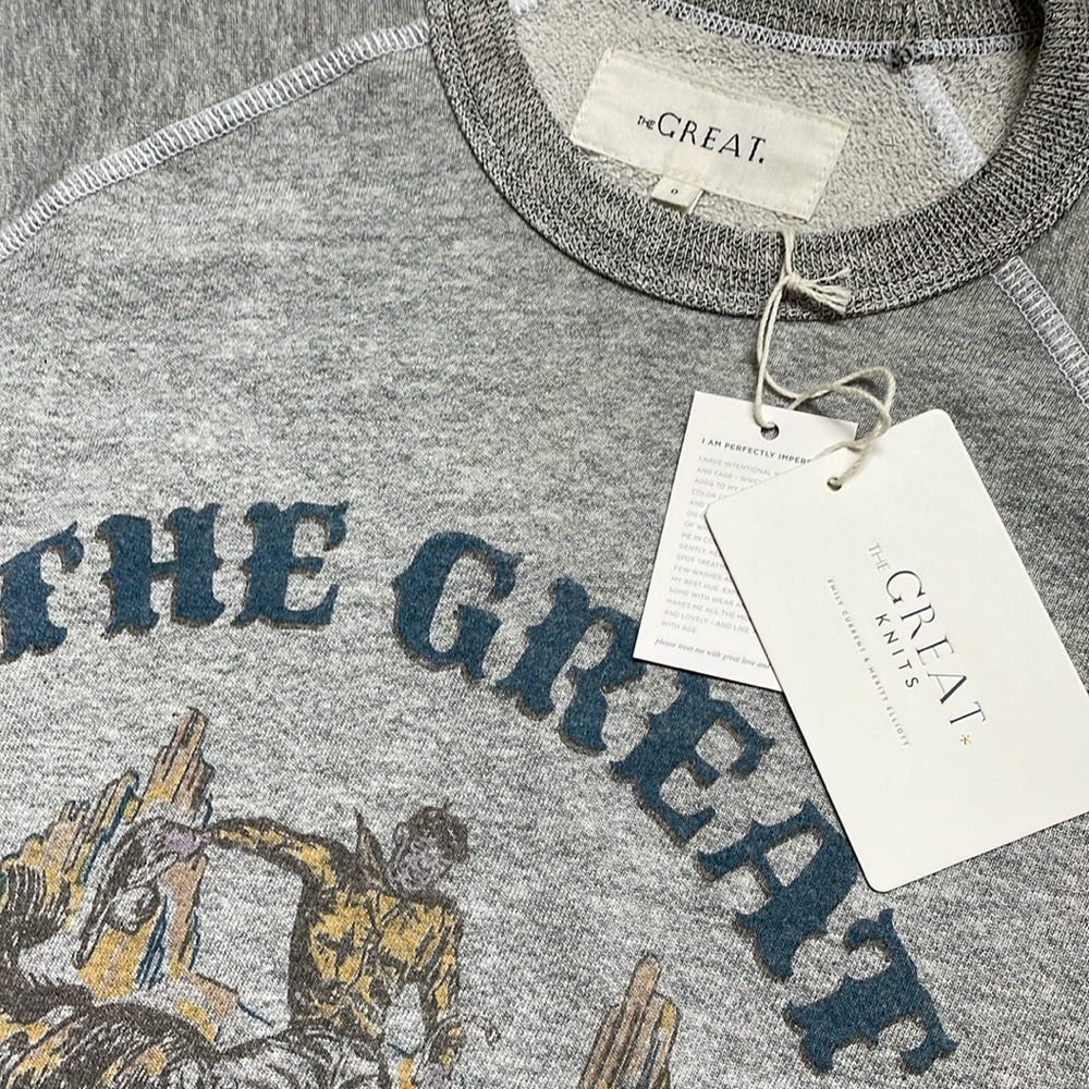 NWT The Great. College Sweatshirt with Rodeo Graphic Soft Heather Grey. Size 0. - Picture 3 of 7